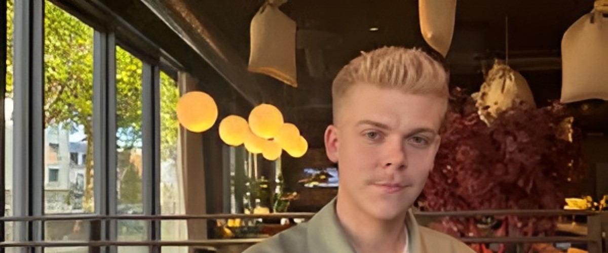 CHARLES : L’ASCENSION MAGNÉTIQUE DU GENTLEMAN DE LA STAR ACADEMY !