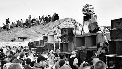 DOSSIER : LE CRÉPUSCULE DES LIBERTÉS ? TOUT COMPRENDRE SUR LA LOI 1133 ET LA FIN ANNONCÉE DES FREE PARTIES